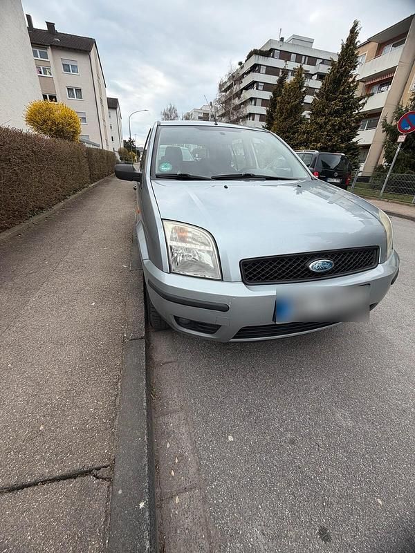 Usata Ford Fusion 2006 Argento Utilitaria