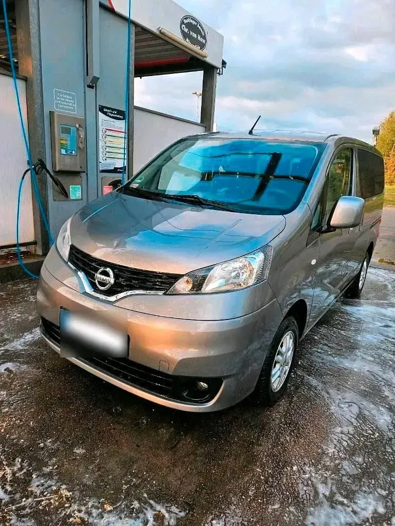 Gebraucht Nissan Evalia Tekna 110 PS (80 kW) 2013 Grau Van / Kleinbus