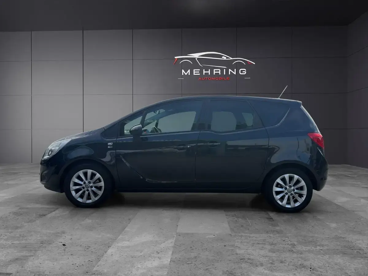 Gebraucht Opel Meriva 101 PS (74 kW) 2012 Schwarz Van / Kleinbus