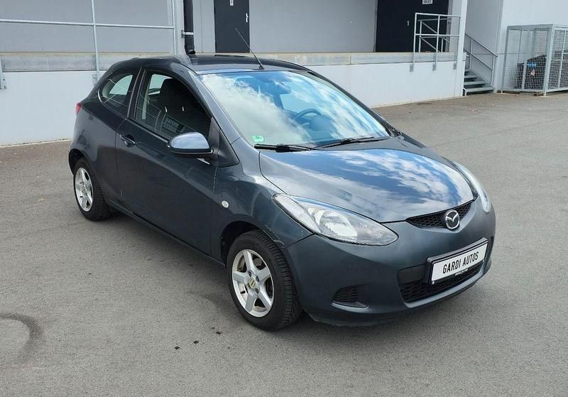 Gebraucht Mazda 2 75 PS (55 kW) 2010 Grau Kleinwagen