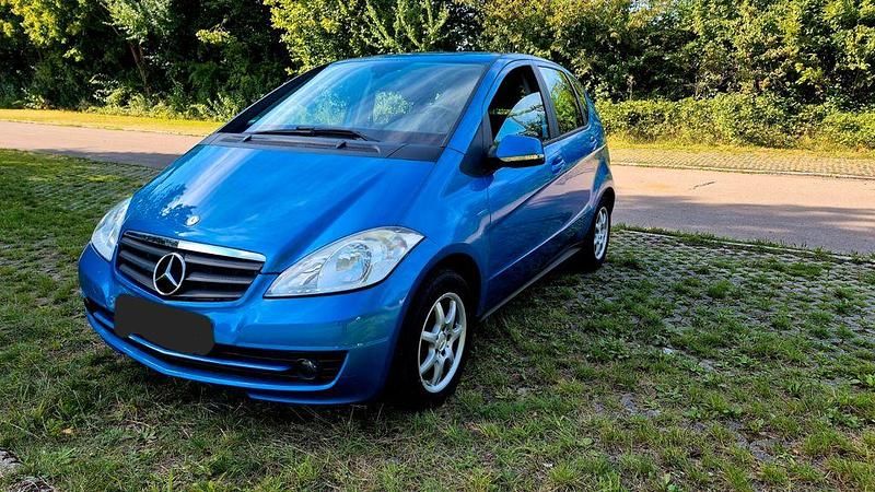 Blau Gebraucht 2008 Mercedes A150 Avantgarde Van / Kleinbus | 5.400 € (Fairer Preis) - Bild 1/4