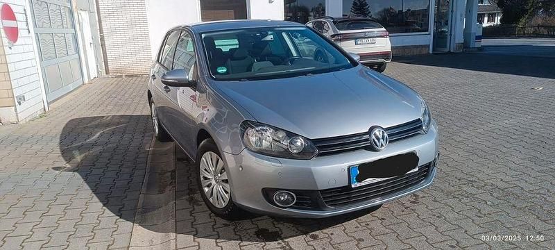 Gebraucht VW Golf VI Team 105 PS (77 kW) 2010 Kleinwagen