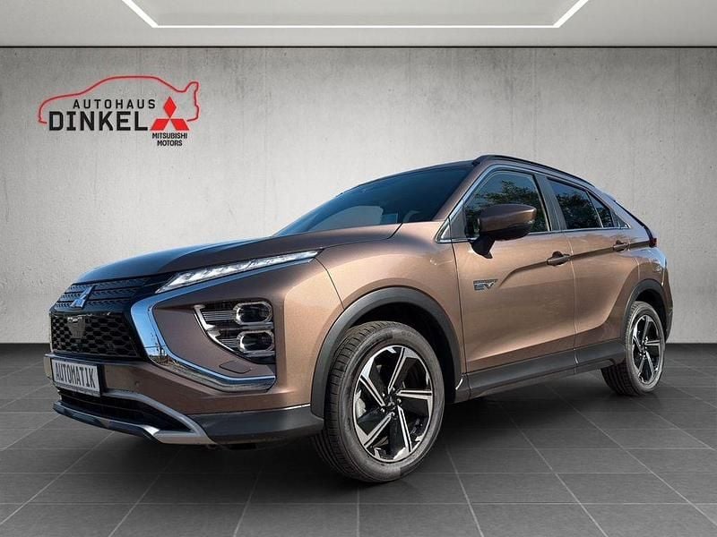 Braun Gebraucht 2021 Mitsubishi Eclipse Cross Edition SUV | 21.900 € (Teuer) - Bild 1/4