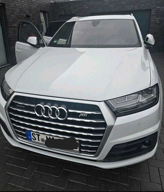 Weiß Gebraucht 2017 Audi Q7 Ambiente SUV | 34.500 € (Fairer Preis) - Bild 1/4