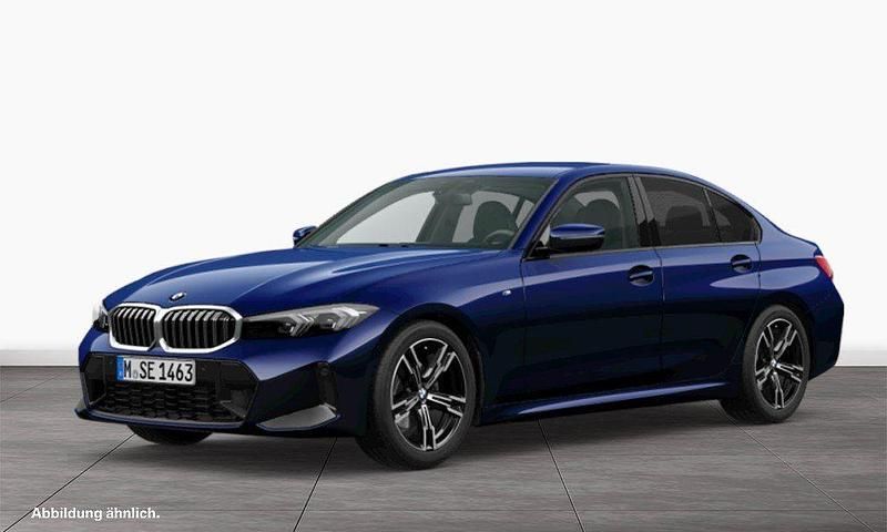 Blau Gebraucht 2024 BMW 318 Comfort Edition Limousine | 37.990 € (Fairer Preis) - Bild 1/3