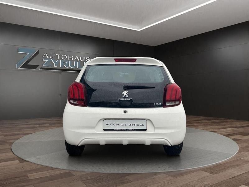 Gebraucht Peugeot 108 Active 72 PS (52 kW) 2019 Weiß Limousine