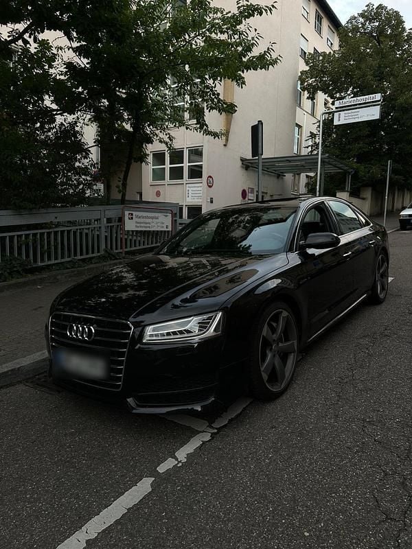 Schwarz Gebraucht 2016 Audi A8 Limousine | 22.550 € (Guter Preis) - Bild 1/4