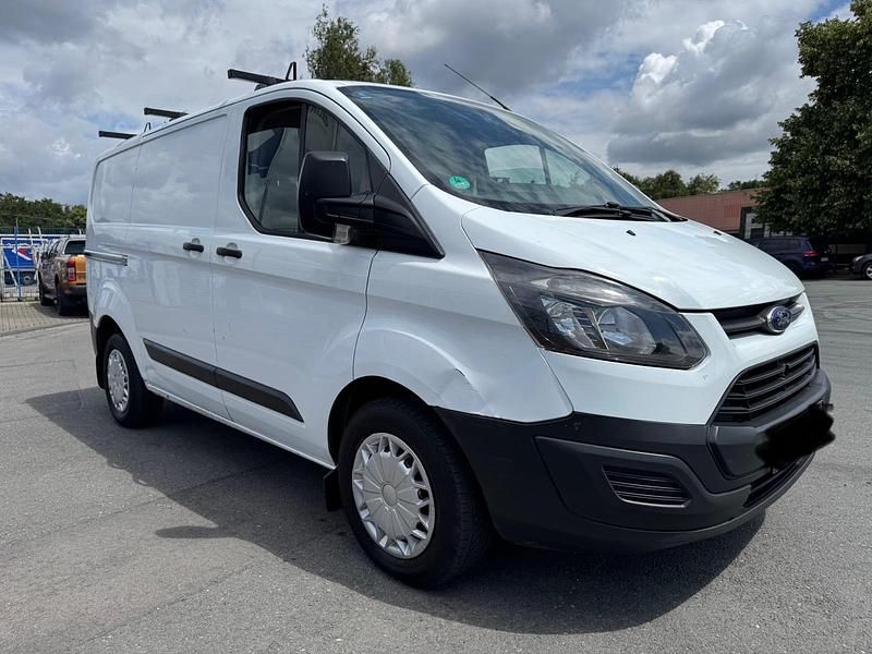 Second-hand Ford Transit Custom 101 CP (74 kW) 2014 Alb Monovolum