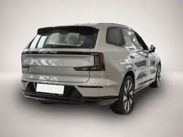 Gebraucht Volvo EX90 Ultra 300 kW (408 PS) 2026 Grau SUV