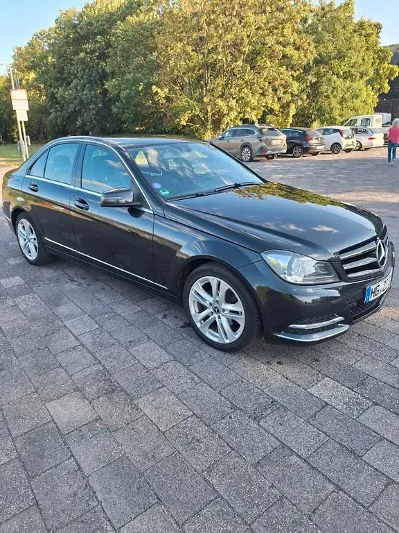 Gebraucht Mercedes C180 196 PS (144 kW) 2014 Schwarz Limousine