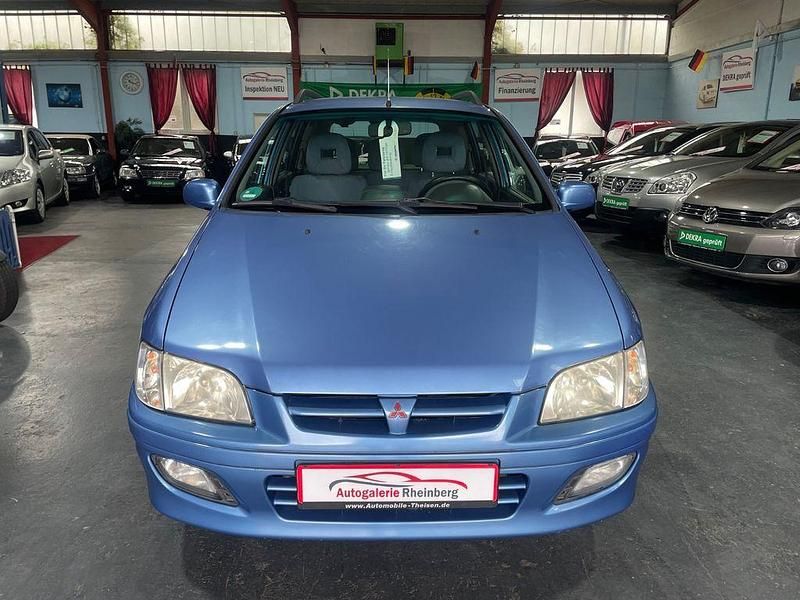 Gebraucht Mitsubishi Space Star 98 PS (72 kW) 2002 Blau Van / Kleinbus