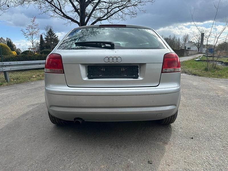Gebraucht Audi A3 102 PS (75 kW) 2004 Silber Kleinwagen