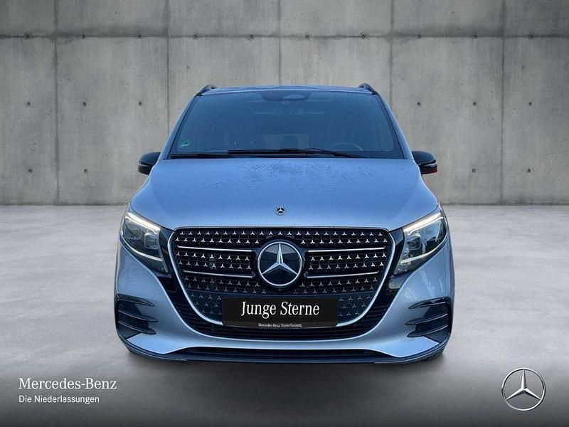 Gebraucht Mercedes V300 Exclusive 237 PS (174 kW) 2024 Silber Van / Kleinbus