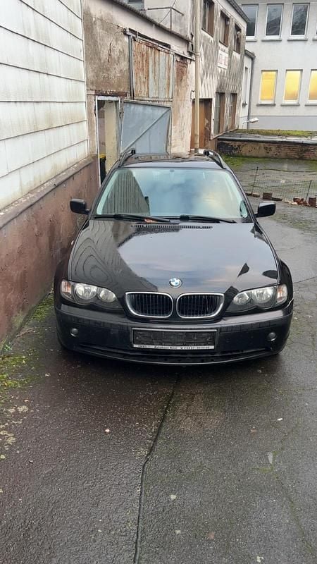 Gebraucht BMW 320 150 PS (110 kW) 2004 Schwarz Kombi
