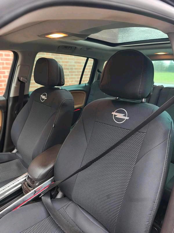 Gebraucht Opel Zafira Tourer 170 PS (125 kW) 2012 Grau Van / Kleinbus