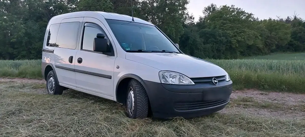 Gebraucht Opel Combo 87 PS (63 kW) 2003 Weiß Van / Kleinbus