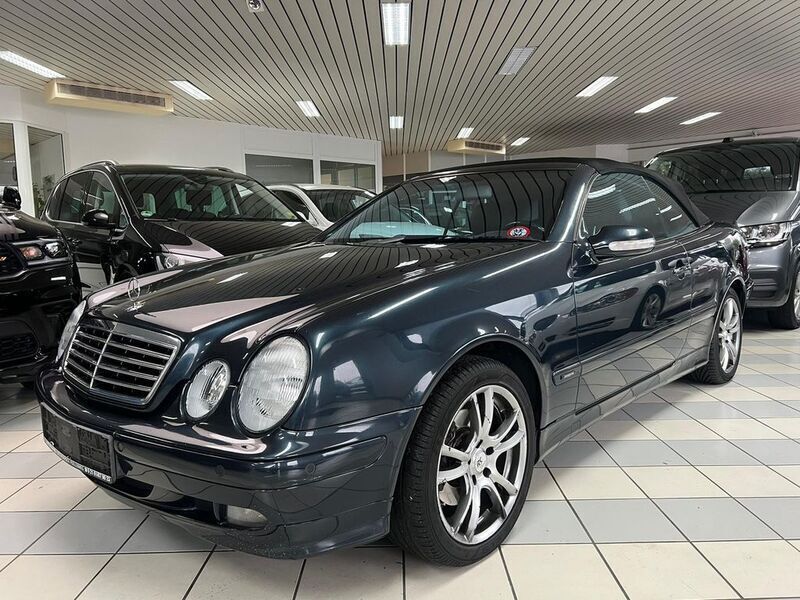 Schwarz Gebraucht 2000 Mercedes CLK230 Avantgarde Cabrio | 3.990 € (Fairer Preis) - Bild 1/4