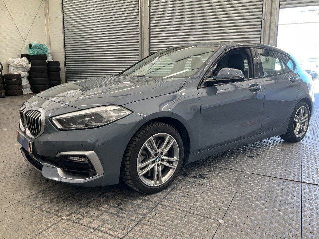 Grau metallic Gebraucht 2020 BMW 120 Luxury Line Kleinwagen | 24.000 € (Guter Preis) - Bild 1/4