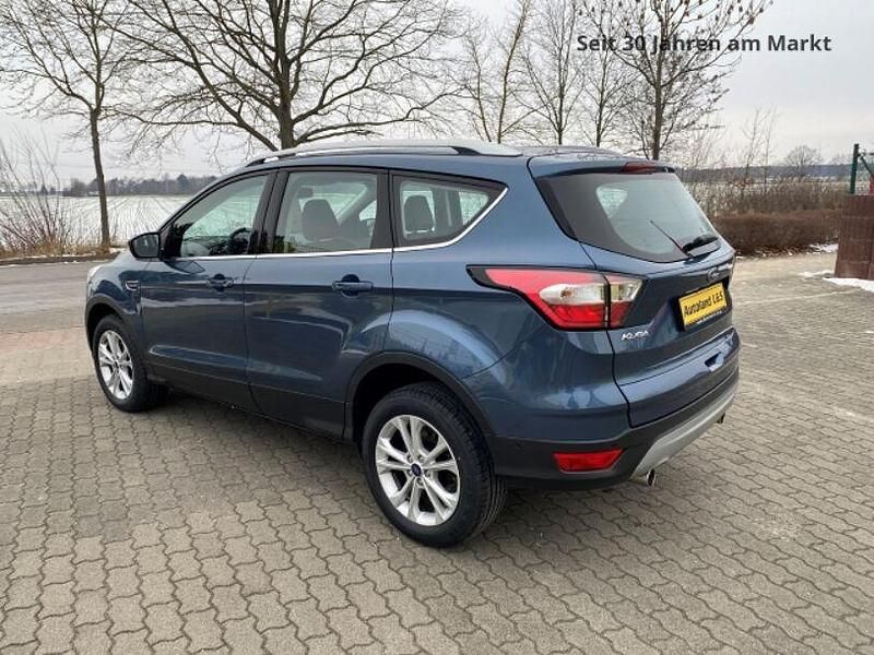 Gebraucht Ford Kuga Titanium 150 PS (110 kW) 2019 Blau SUV