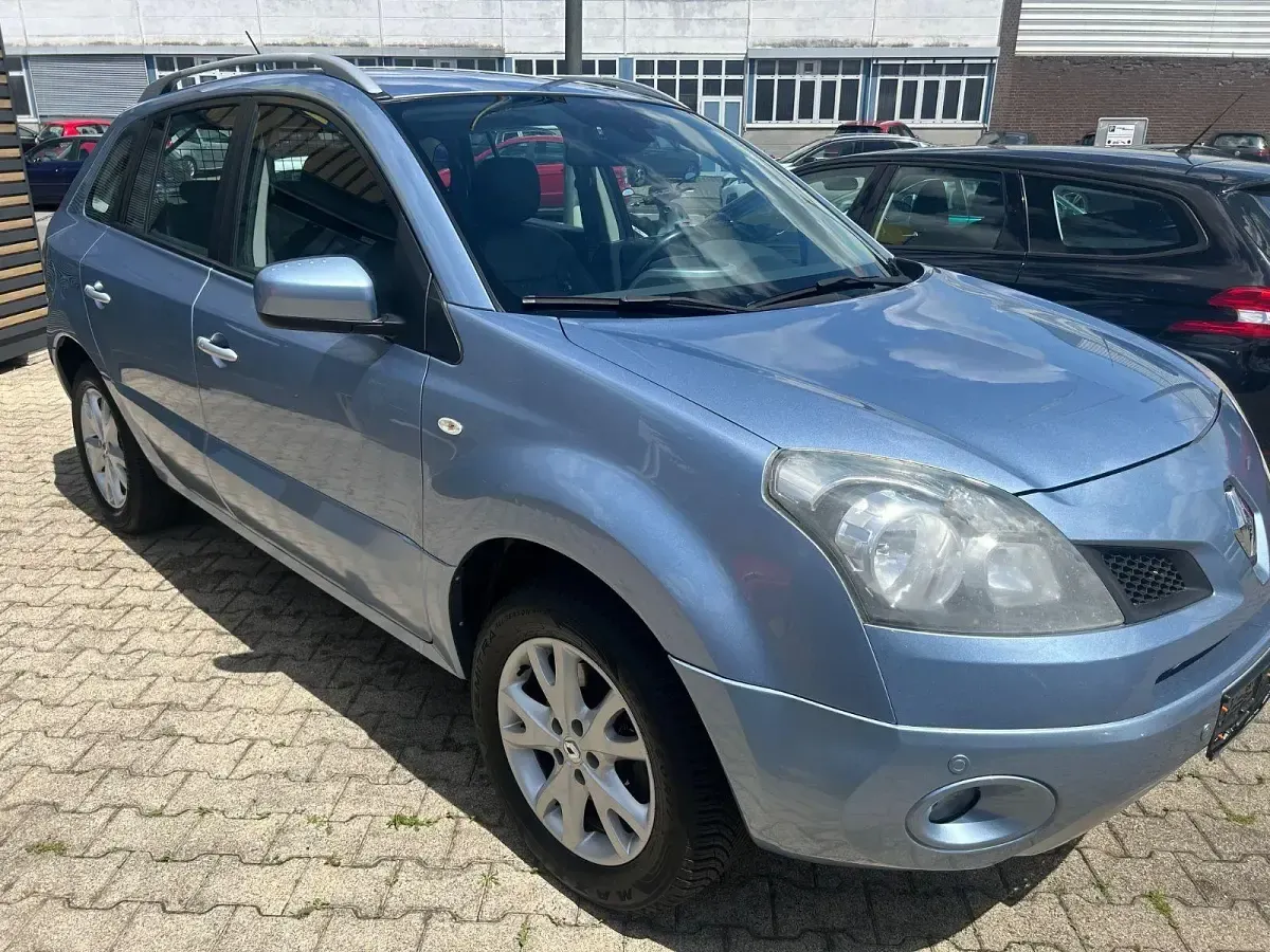 Gebraucht Renault Koleos Dynamique 171 PS (125 kW) 2009 Grau SUV