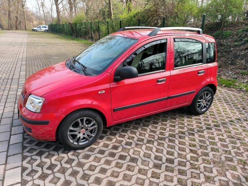 Rot Gebraucht 2010 Fiat Panda Kleinwagen | 2.600 € (Fairer Preis) - Bild 1/4