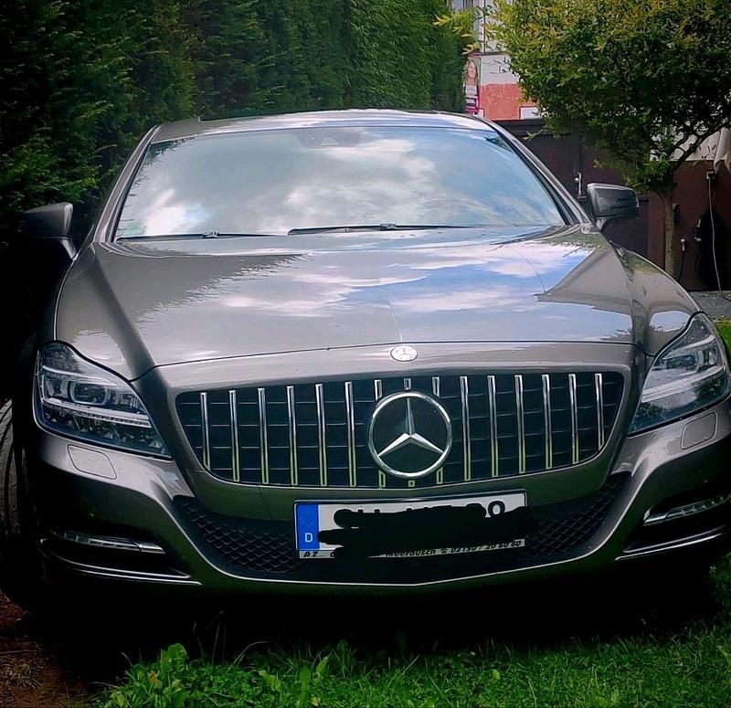 Gebraucht Mercedes CLS350 258 PS (189 kW) 2013 Grau Kombi