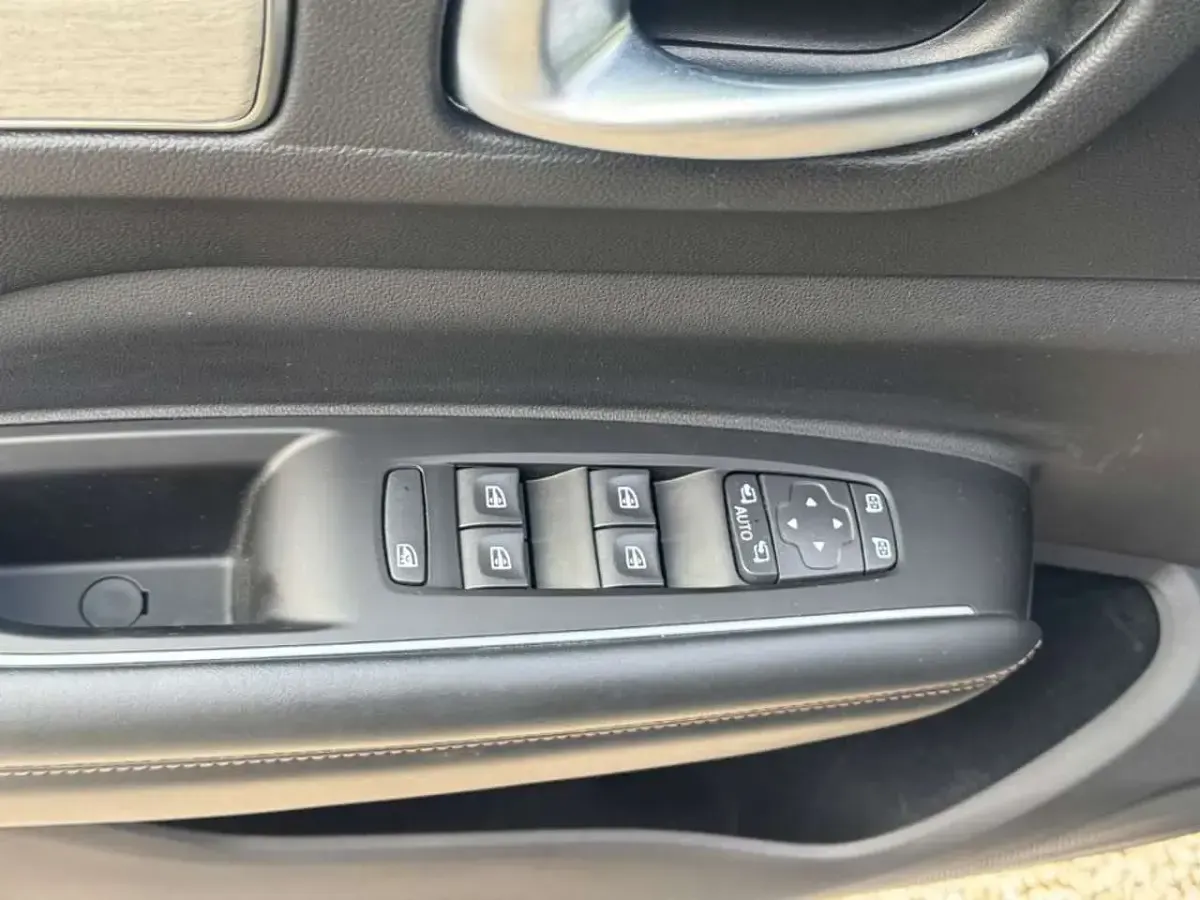 Gebraucht Renault Koleos Initiale Paris 184 PS (135 kW) 2023 Noir metallique SUV