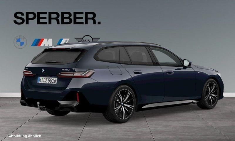 Gebraucht BMW 520 Performance 197 PS (144 kW) 2025 Schwarz Kombi