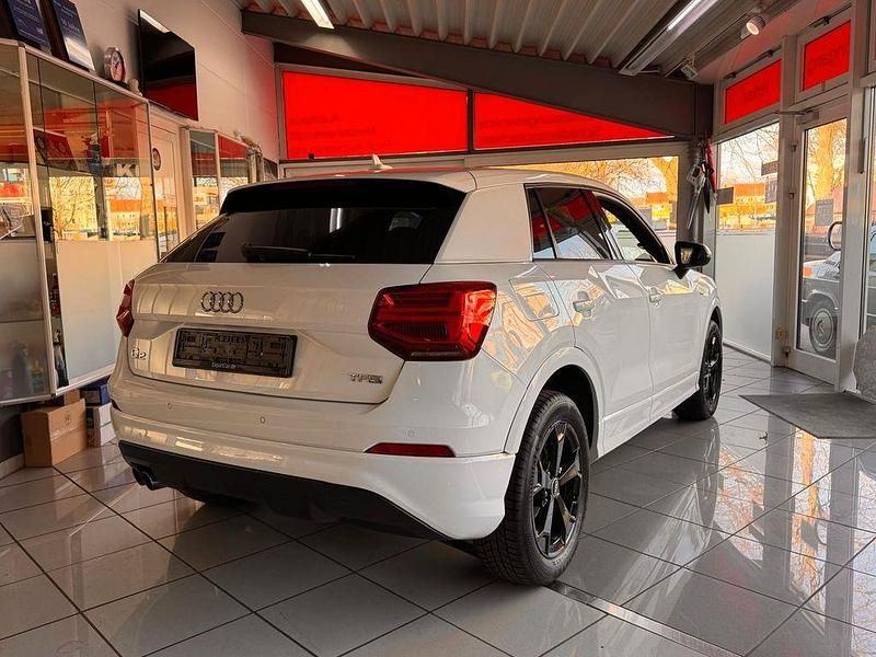 Gebraucht Audi Q2 S-Line 150 PS (110 kW) 2018 Weiß SUV