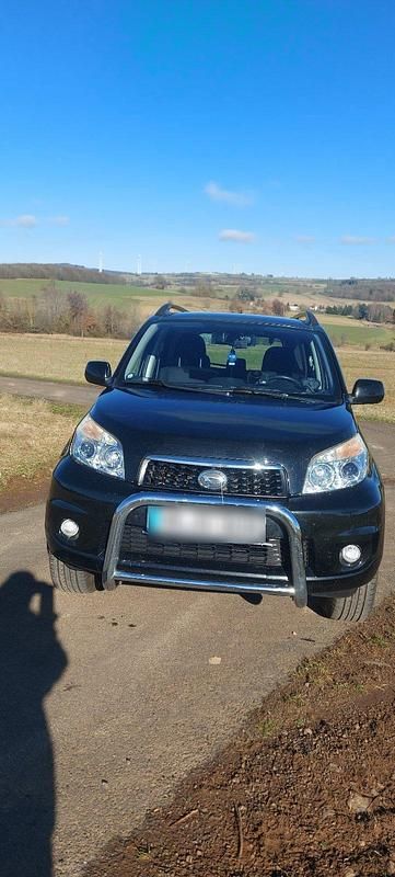 Gebraucht Daihatsu Terios 105 PS (77 kW) 2011 Schwarz SUV