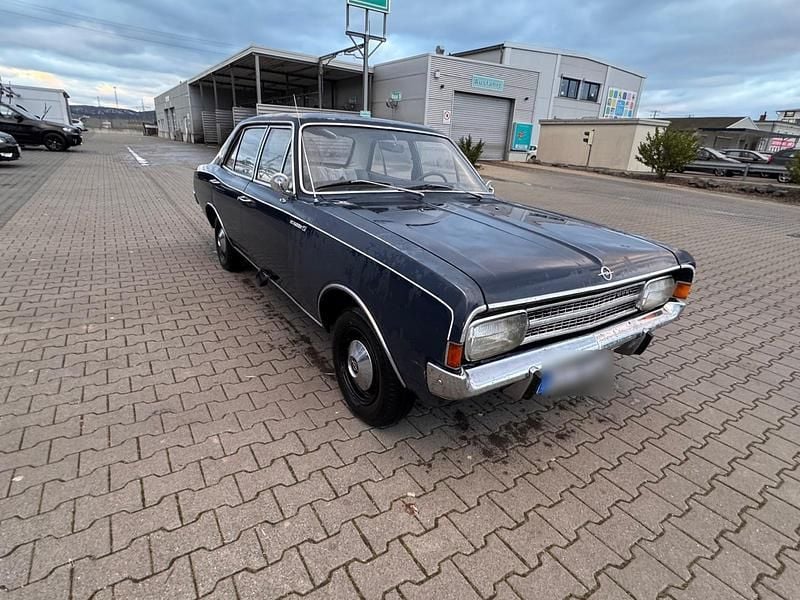Blau Gebraucht 1967 Opel Rekord Limousine | 4.999 € - Bild 1/4