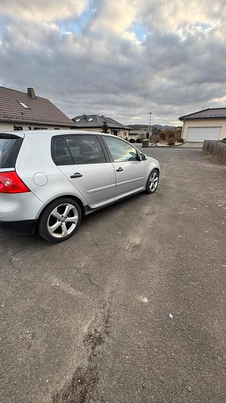 Gebraucht VW Golf IV 105 PS (77 kW) 2006 Silber Limousine