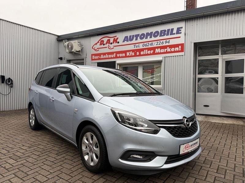 Gebraucht Opel Zafira Active 140 PS (102 kW) 2017 Silber Van / Kleinbus