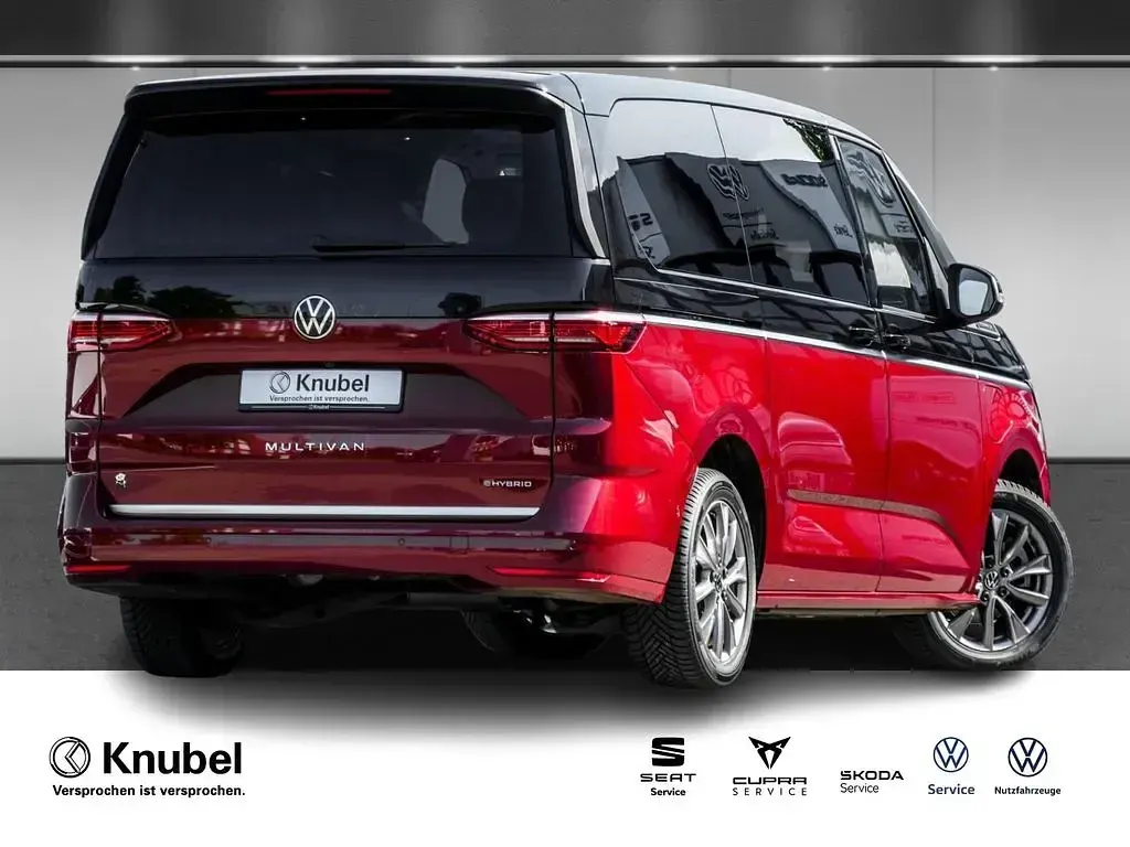Gebraucht VW Multivan Life 218 PS (160 kW) 2023 Schwarz Van / Kleinbus