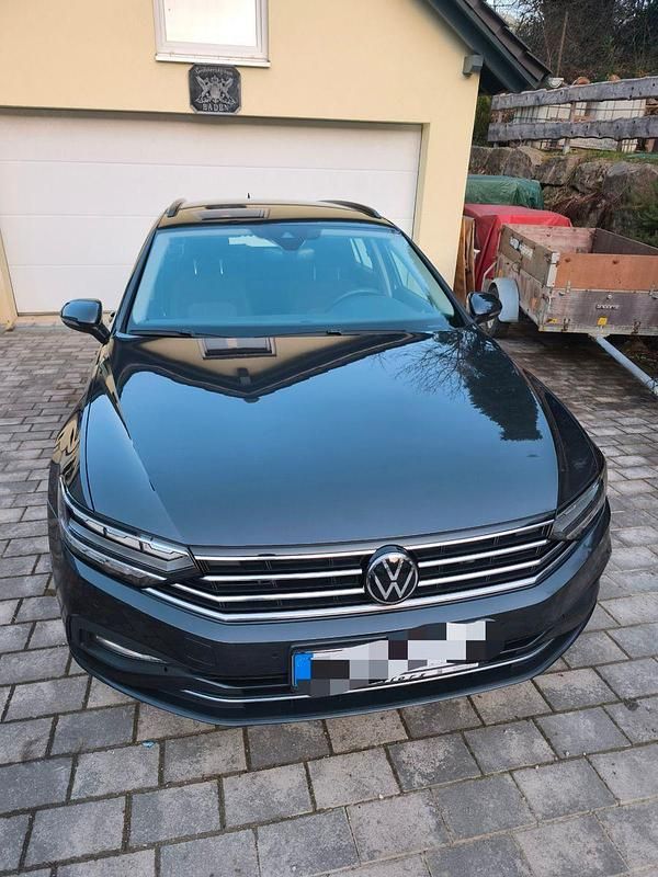 Gebraucht VW Passat Business 150 PS (110 kW) 2021 Grau Kombi