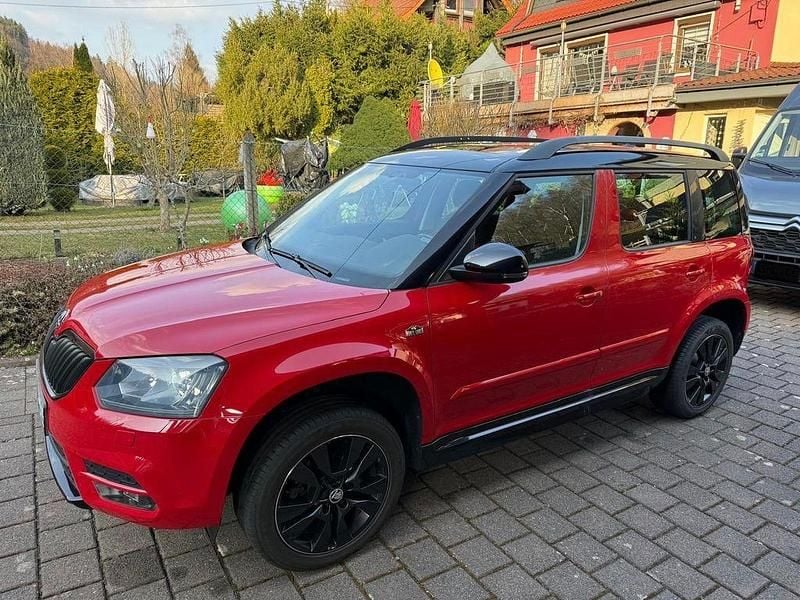 Gebraucht Skoda Yeti Monte Carlo 122 PS (89 kW) 2015 Rot SUV