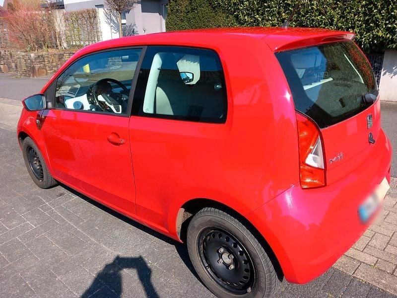 Gebraucht Seat Mii Style 60 PS (44 kW) 2013 Rot Kleinwagen