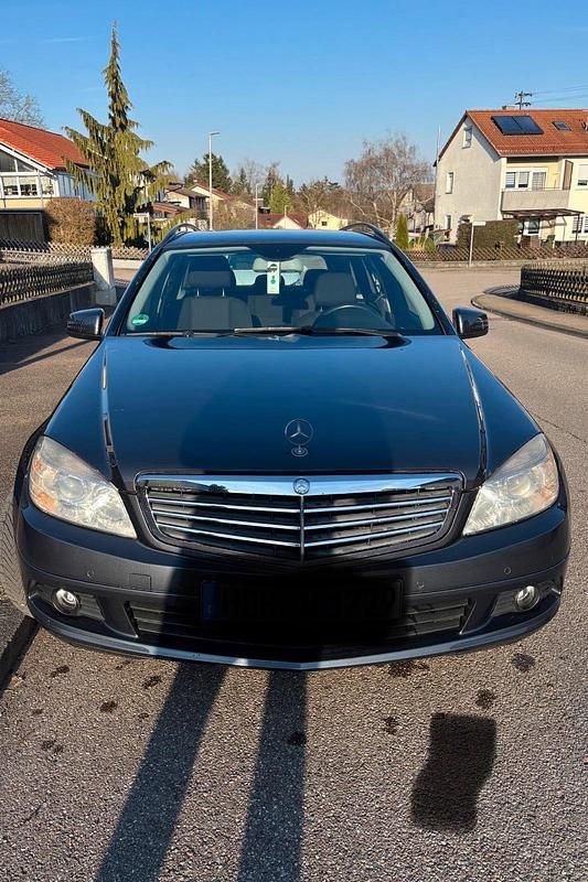Gebraucht Mercedes C200 136 PS (100 kW) 2009 Grau Kombi