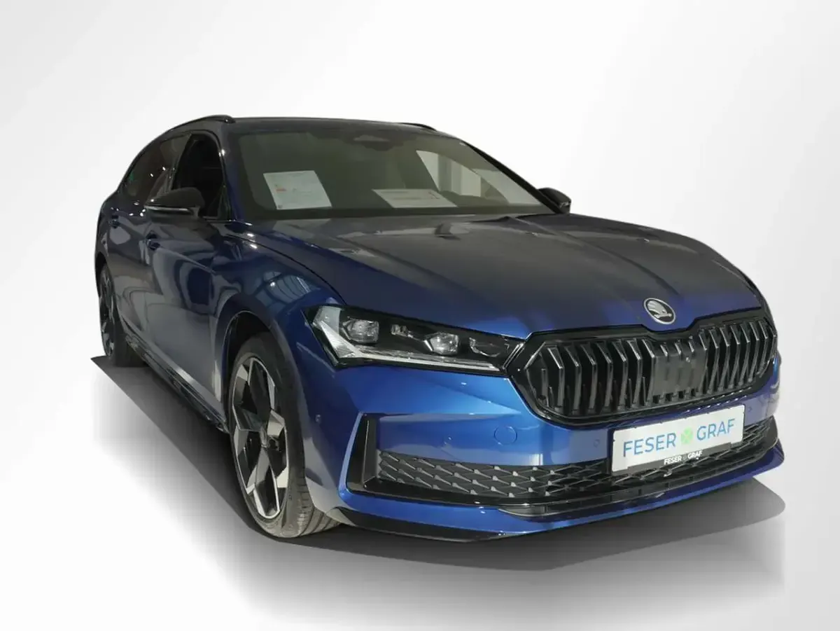 Neu Skoda Superb SportLine 265 PS (194 kW) 2026 Blau Kombi