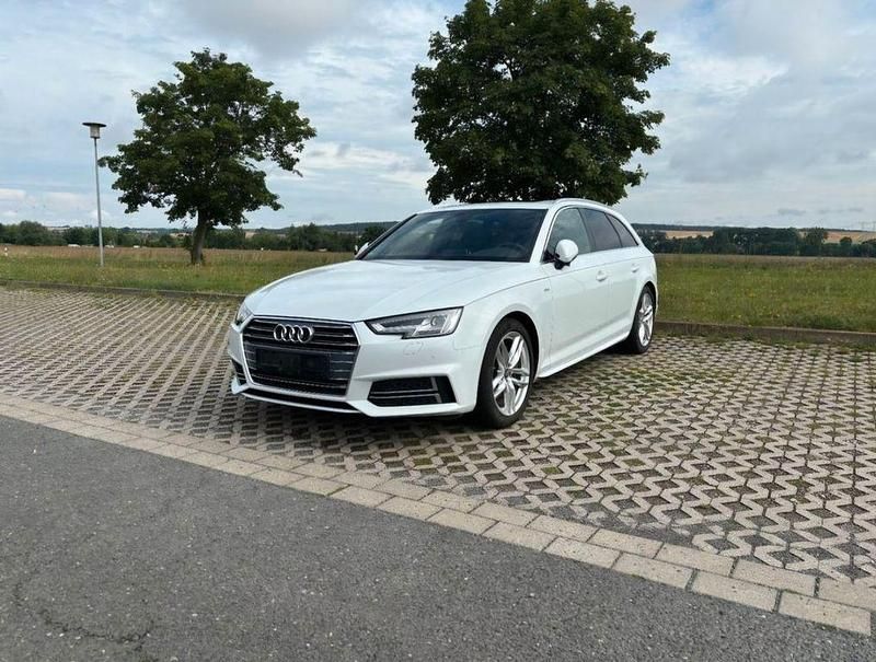 Weiß Gebraucht 2017 Audi A4 Design Kombi | 19.800 € (Etwas zu teuer) - Bild 1/4