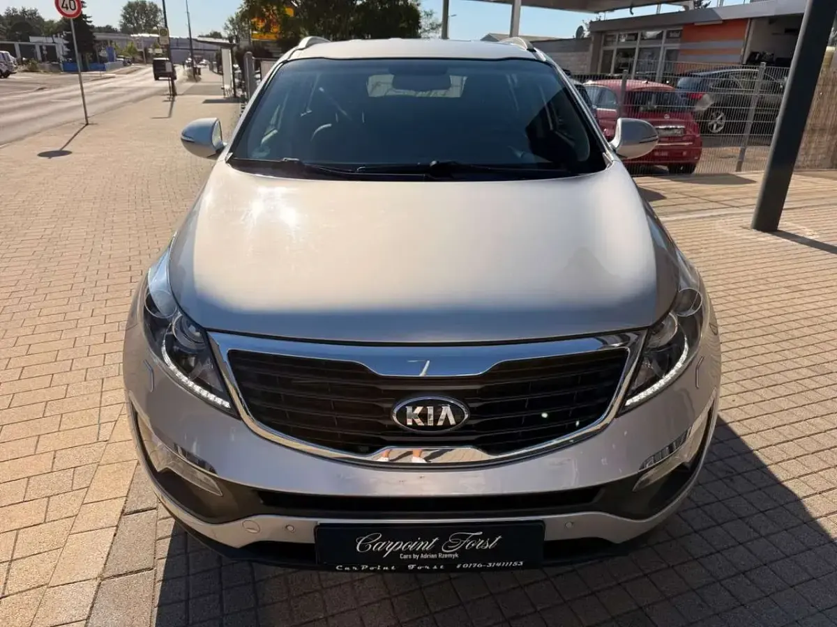 Gebraucht Kia Sportage Spirit 163 PS (119 kW) 2013 (9s) kirunasilber met. SUV