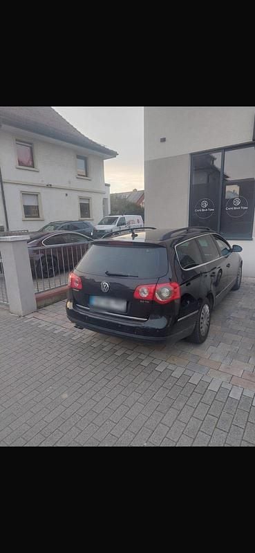 Gebraucht VW Passat 145 PS (106 kW) 2007 Schwarz Kombi