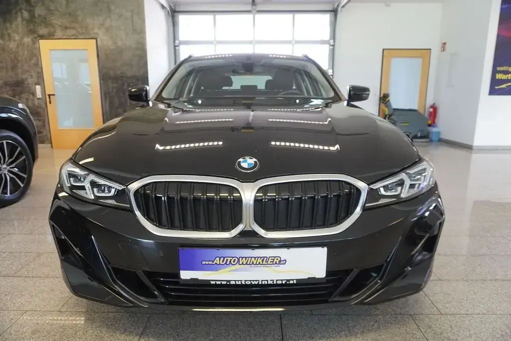 Gebraucht BMW 320 190 PS (139 kW) 2022 Schwarz Kombi
