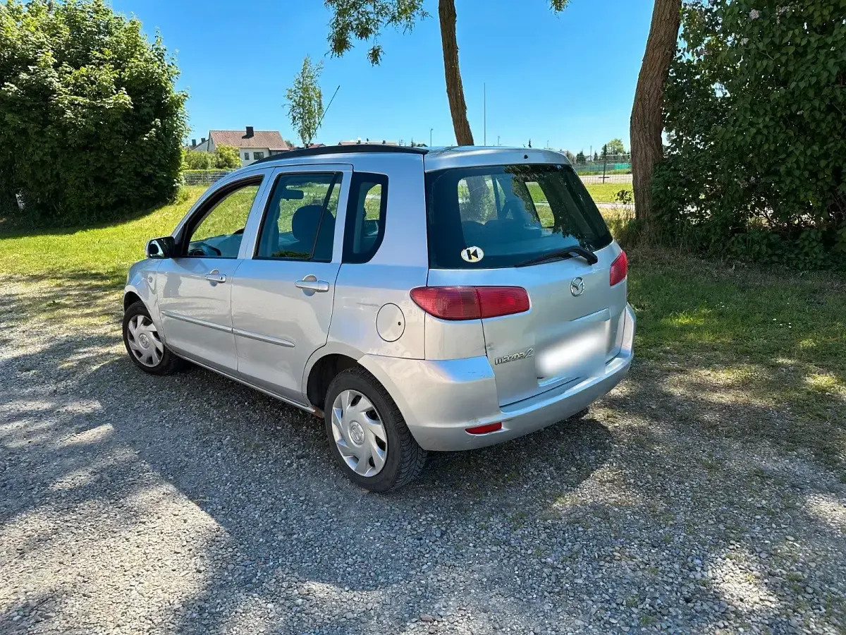 Gebraucht Mazda 2 80 PS (58 kW) 2004 Silber Kleinwagen