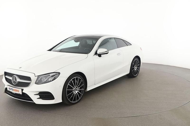 Weiß Gebraucht 2018 Mercedes E450 AMG line Coupé | 40.830 € (Etwas zu teuer) - Bild 1/3