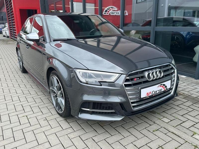 Gebraucht Audi S3 Sport 310 PS (228 kW) 2018 Grau Limousine