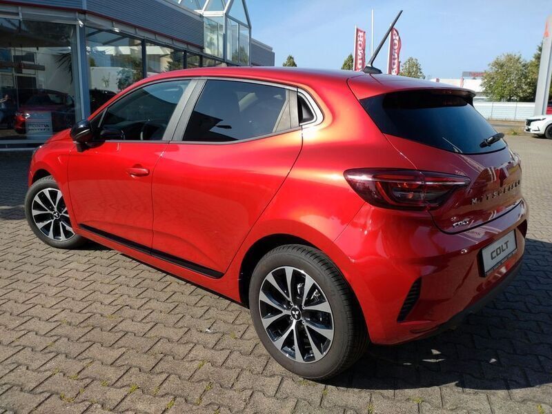 Gebraucht Mitsubishi Colt Plus 67 PS (49 kW) 2023 Rot Limousine