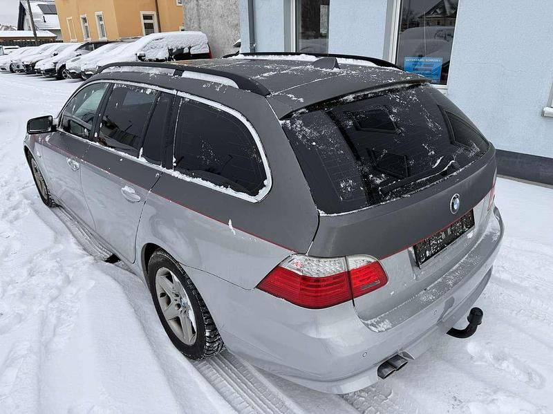Gebraucht BMW 530 235 PS (172 kW) 2008 Titansilber metallic Kombi