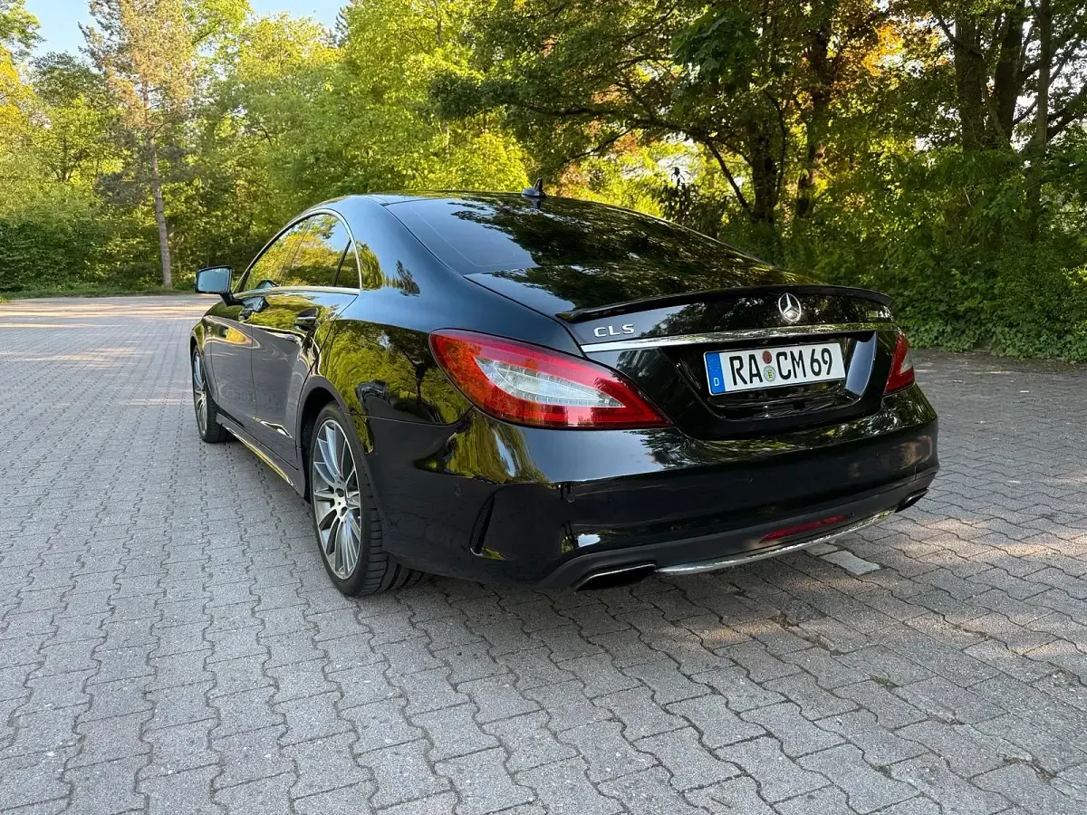 Gebraucht Mercedes CLS350 AMG line 252 PS (185 kW) 2014 Schwarz Coupé