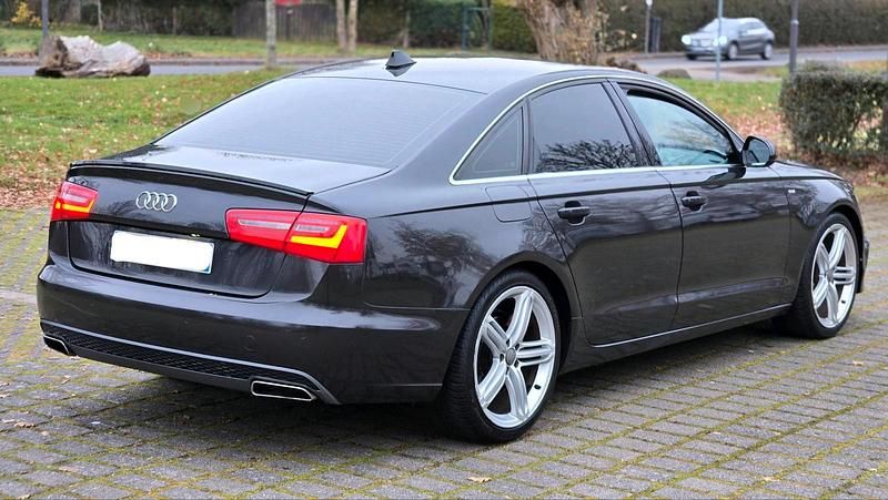 Schwarz Gebraucht 2012 Audi A6 S-Line Limousine | 11.000 € (Superpreis) - Bild 1/4